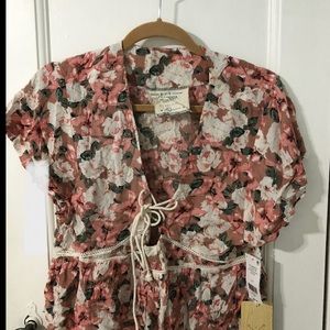 🆕NWT California Moonrise blouse